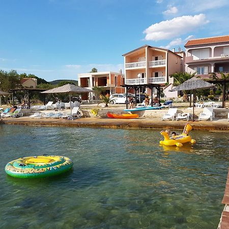Euroholiday Apartments Turanj Zewnętrze zdjęcie