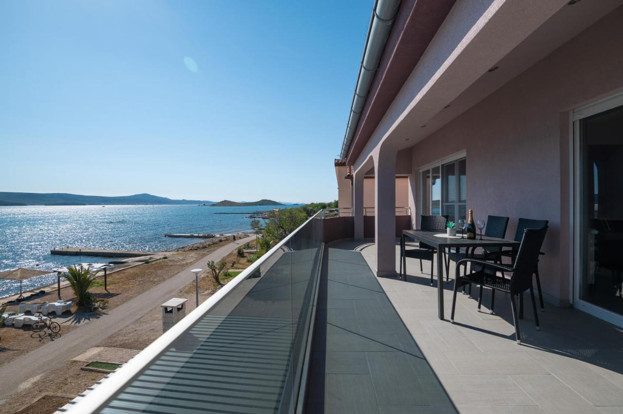 Euroholiday Apartments Turanj Zewnętrze zdjęcie