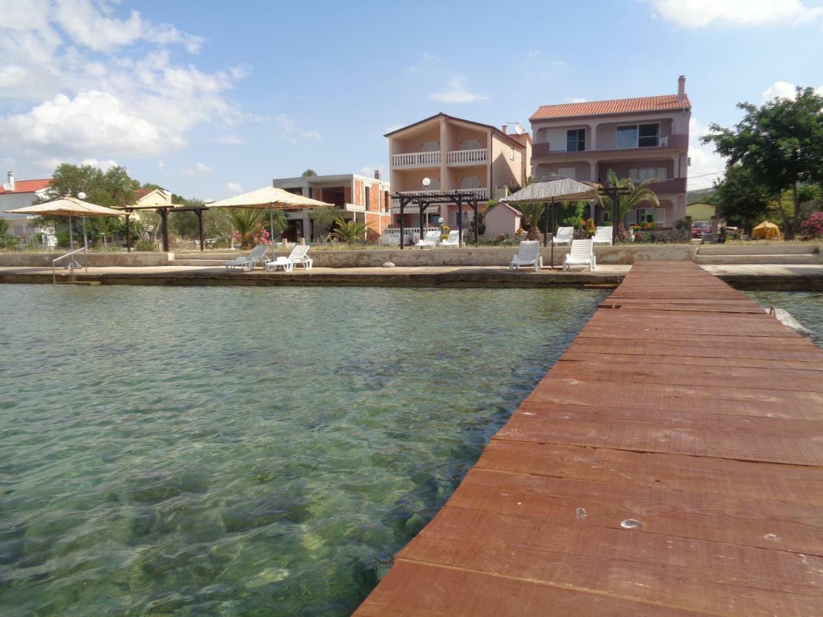 Euroholiday Apartments Turanj Zewnętrze zdjęcie